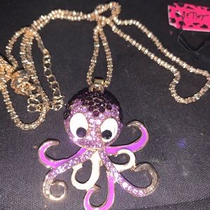 ⭐️Rare⭐️ Adorable Betsey Johnson Octopus necklace🐙
